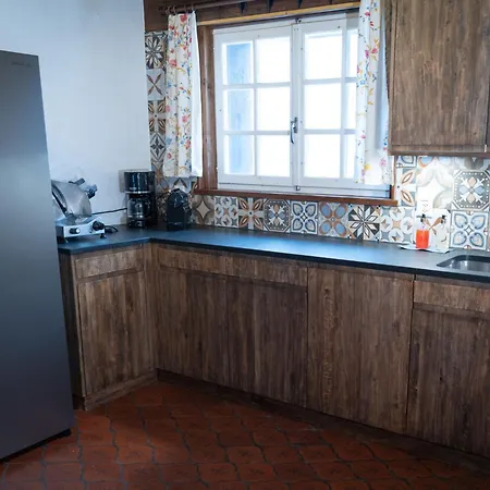 Chalet Turquino 1958- Upper Three Floor Apartment 